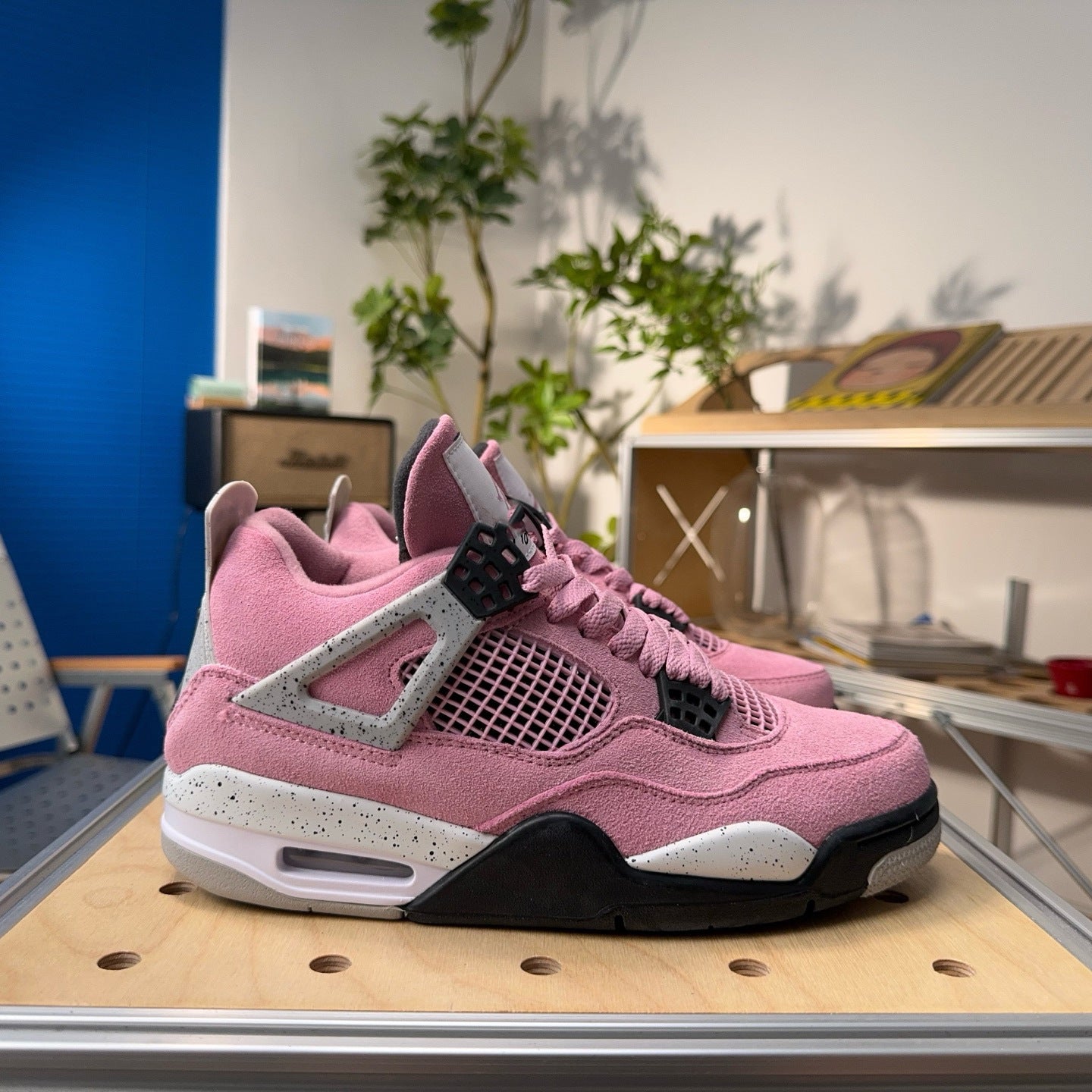 shoes High Quality AJ4 Mid-Top Retro Casual Sports Basketball Shoes Comfortable Cushioning Abrasion Resistant Outdoor Shoes Pink Black Couple Shoes