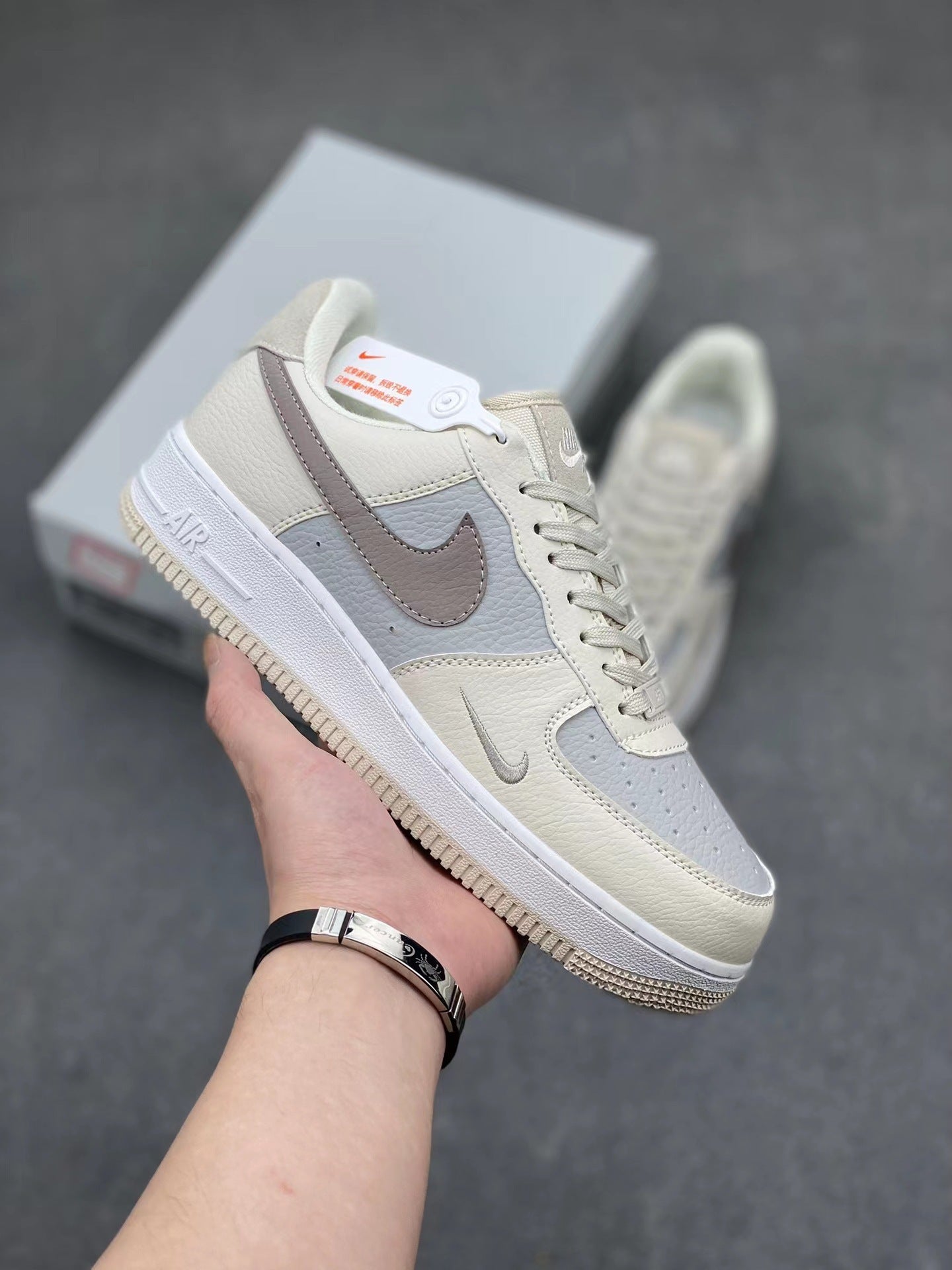 Nike Putian High Quality AF1 Air Force One Valentine's Day White Hook Male and Female Couple Campus Versatile Heightened Athletic Board Shoes