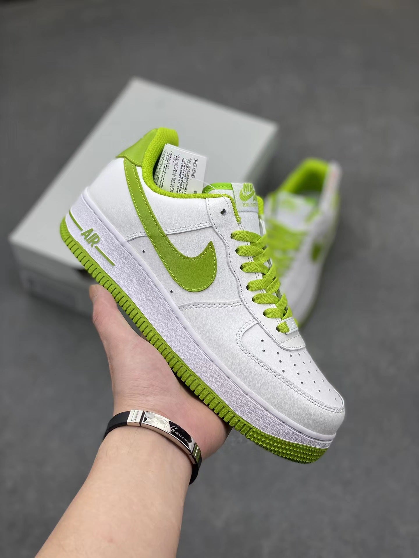 Nike Putian High Quality AF1 Air Force One Valentine's Day White Hook Male and Female Couple Campus Versatile Heightened Athletic Board Shoes