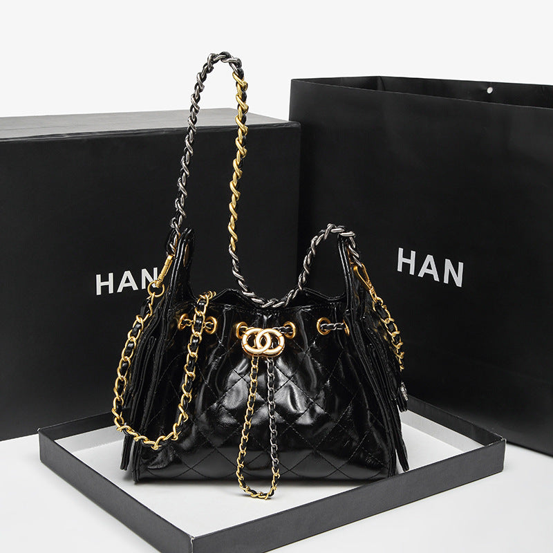 Chanel 2026 New Lingge Chain Oil Wax Leather Small Fragrance Tote Lingge DIY Chain Armpit Large Capacity Shoulder Bag