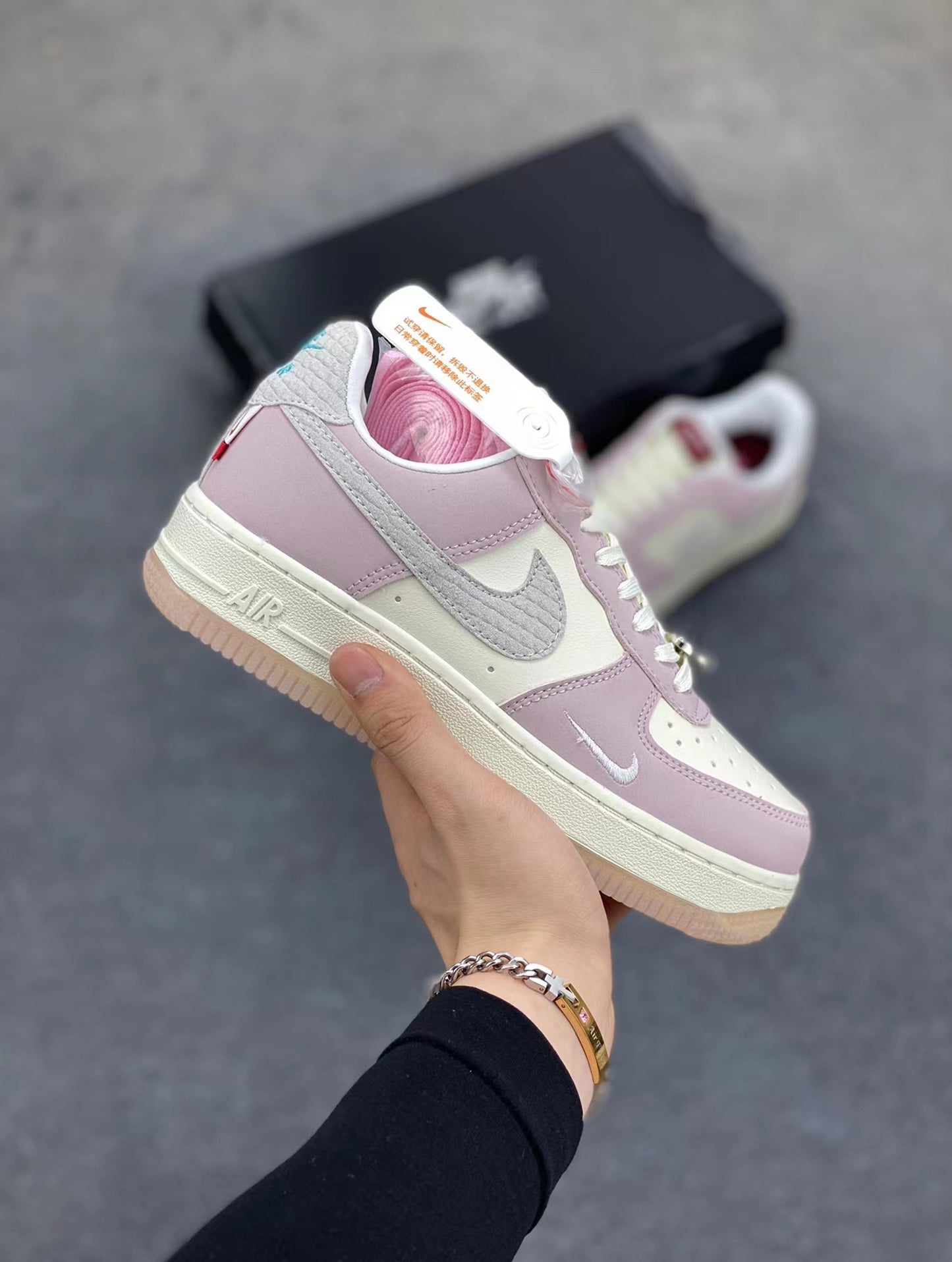Nike Putian High Quality AF1 Air Force One Valentine's Day White Hook Male and Female Couple Campus Versatile Heightened Athletic Board Shoes