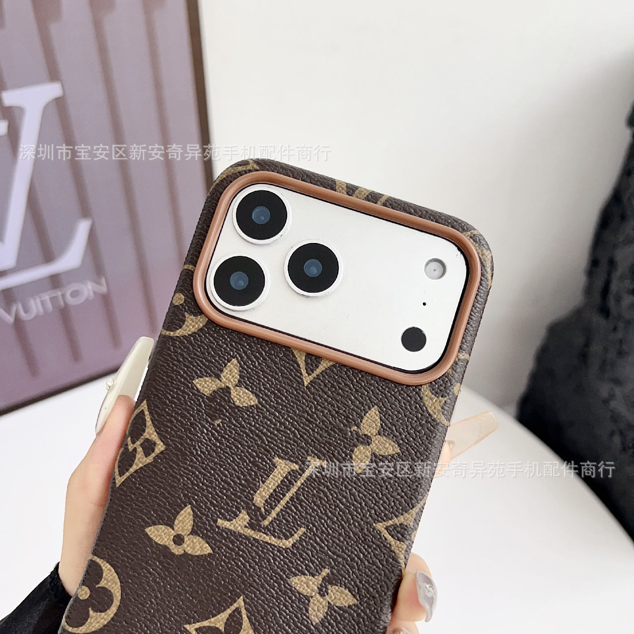 LV Light luxury denim trendy brand mobile phone case for iPhone17Promax new all-inclusive Apple 16 phone case