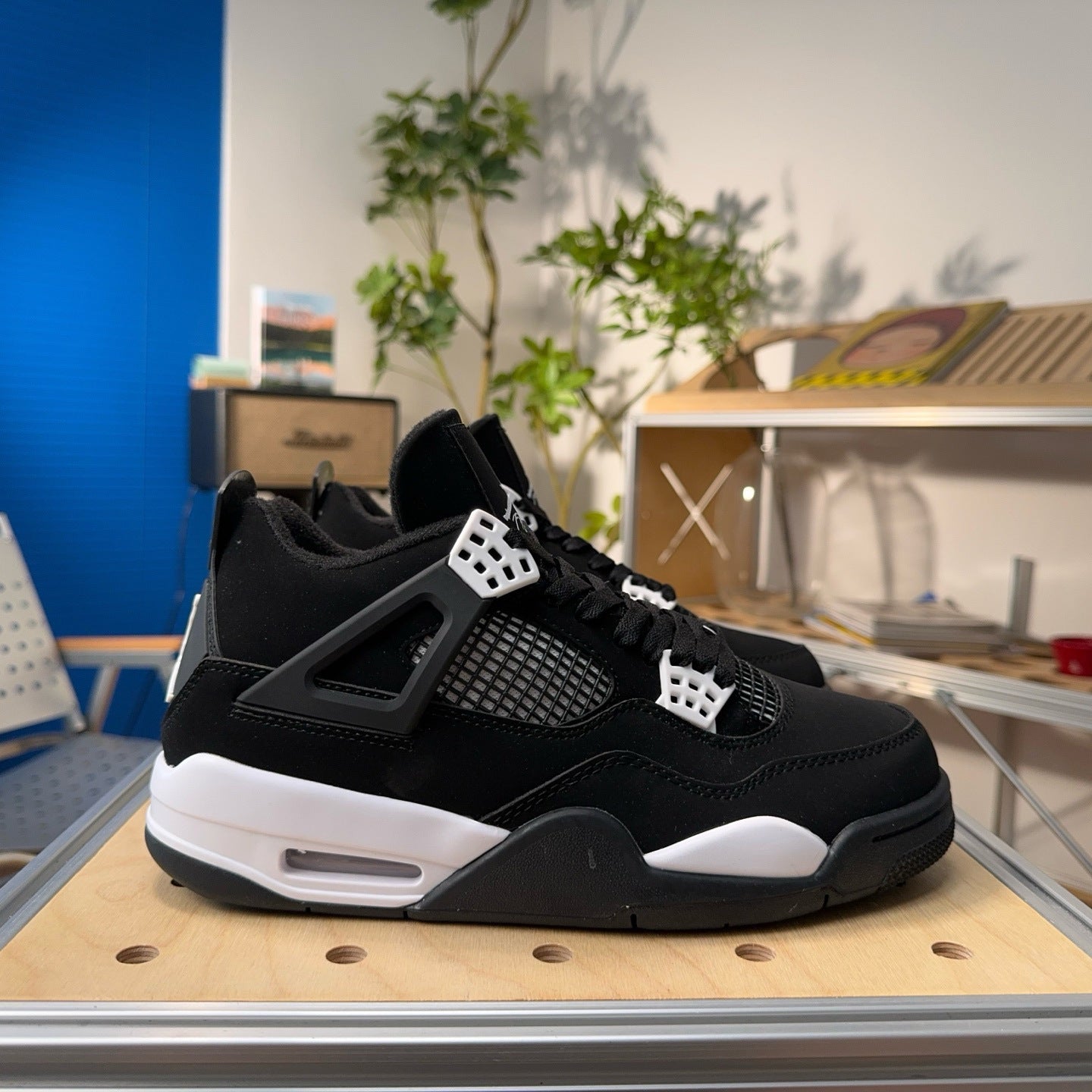 shoes High Quality AJ4 Mid-Top Retro Casual Sports Basketball Shoes Comfortable Cushioning Abrasion Resistant Outdoor Shoes Pink Black Couple Shoes