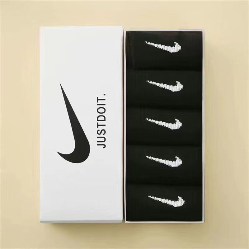 Free Nike Socks come with one shoes order Boxed socks men's and women's ins cotton anti-odor versatile medium socks autumn running sweat-absorbing sports socks student stockings