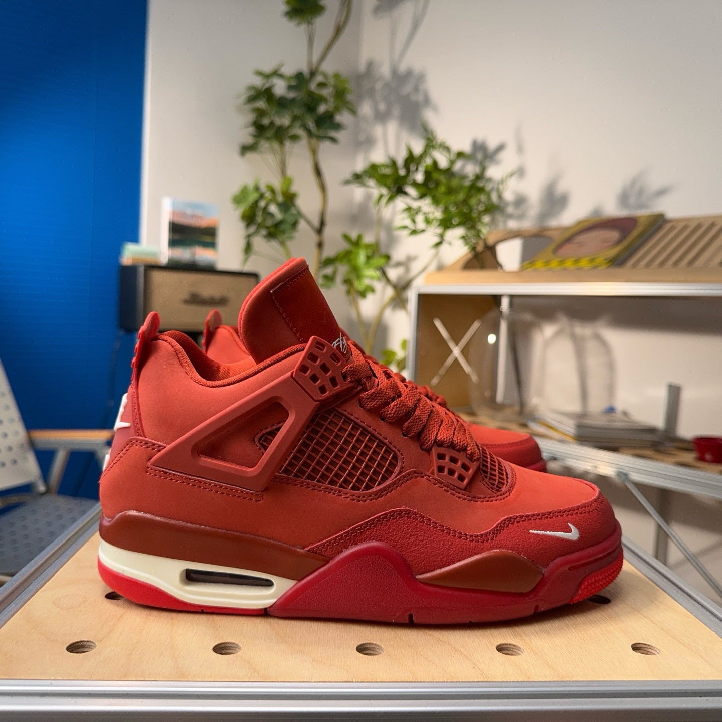 shoes High Quality AJ4 Mid-Top Retro Casual Sports Basketball Shoes Comfortable Cushioning Abrasion Resistant Outdoor Shoes Pink Black Couple Shoes