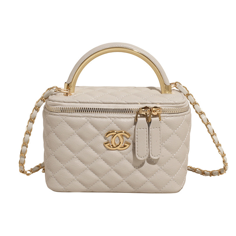 Gucci Spring 2025 new diamond lattice embroidered thread chain women's bag fashionable commuter shoulder square bag crossbody bag