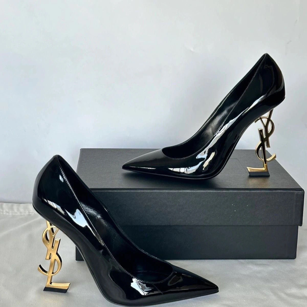 YSL 2025 New Casual Same French Letter Celebrity High Heels YS Pointed Toe Metal Heel Sexy Black Shoes