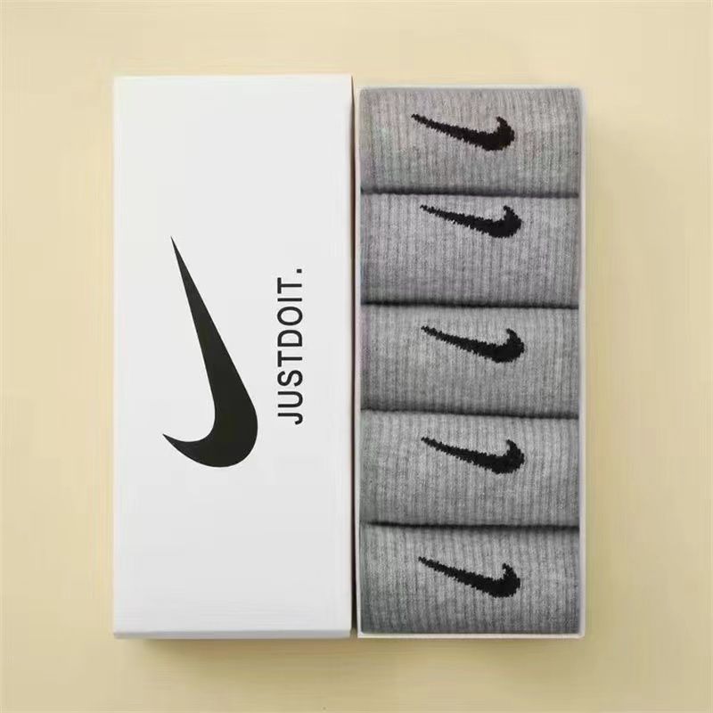 Free Nike Socks come with one shoes order Boxed socks men's and women's ins cotton anti-odor versatile medium socks autumn running sweat-absorbing sports socks student stockings