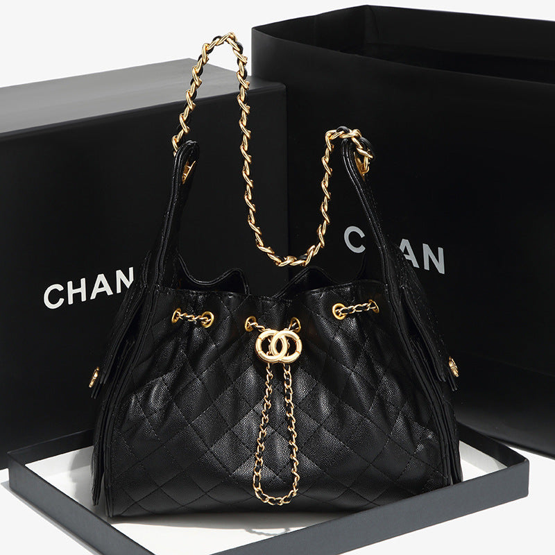 Chanel 2026 New Lingge Chain Oil Wax Leather Small Fragrance Tote Lingge DIY Chain Armpit Large Capacity Shoulder Bag