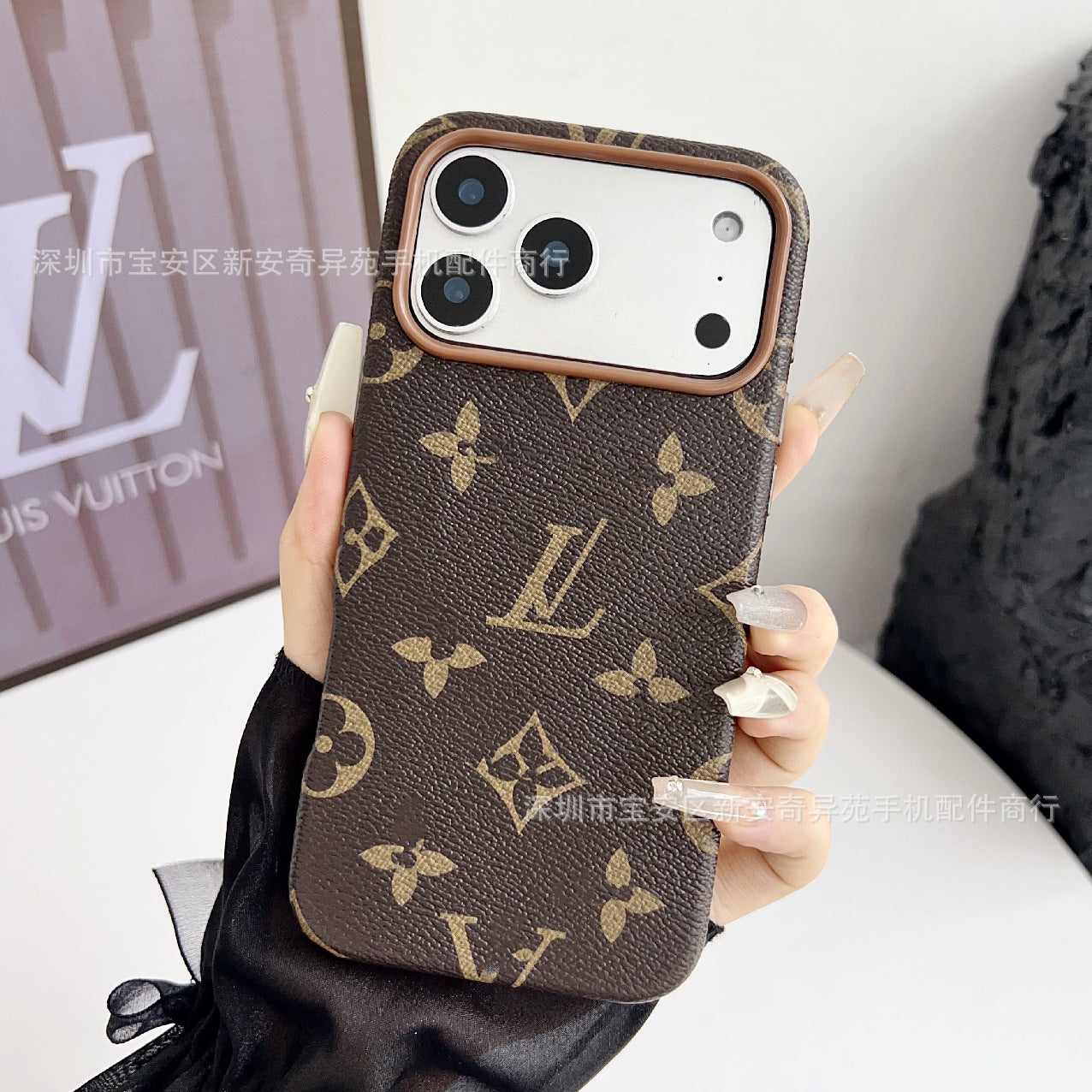 LV Light luxury denim trendy brand mobile phone case for iPhone17Promax new all-inclusive Apple 16 phone case
