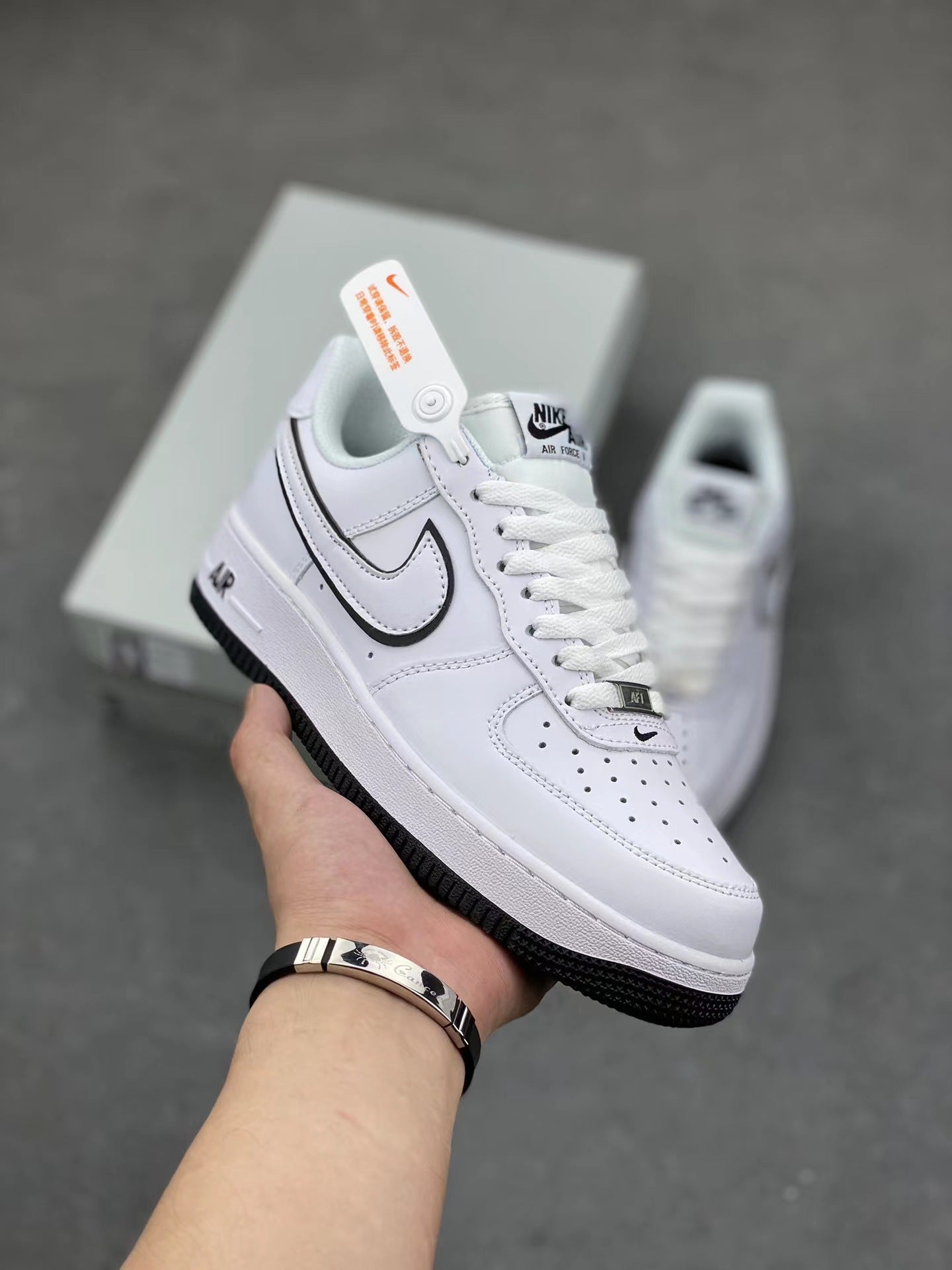 Nike Putian High Quality AF1 Air Force One Valentine's Day White Hook Male and Female Couple Campus Versatile Heightened Athletic Board Shoes