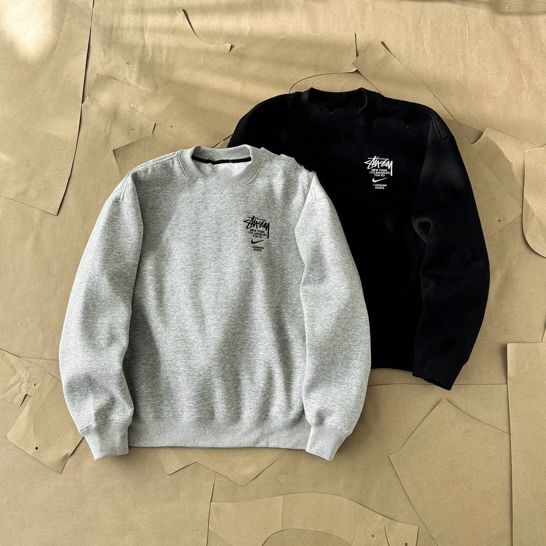 stüssy x Nike NKXStty retro co-branded solid color embroidery logo plus fleece warm round neck pullover sweatshirt gray fleece thickened