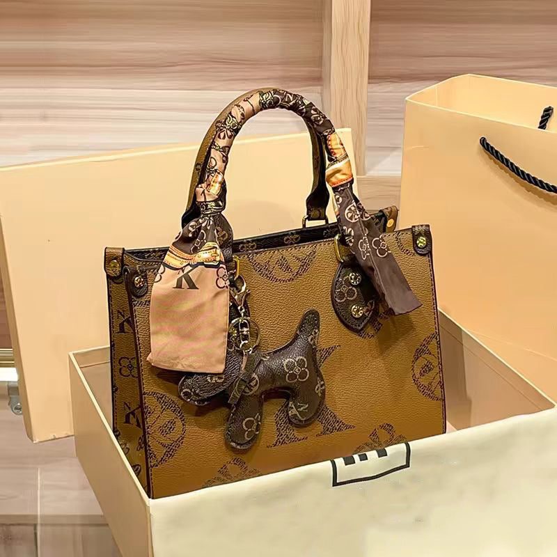 Gucci Bags Cross-border foreign trade tote bag 2025 commuting large capacity new one-shoulder hand-held crossbody bag is fashionable and versatile