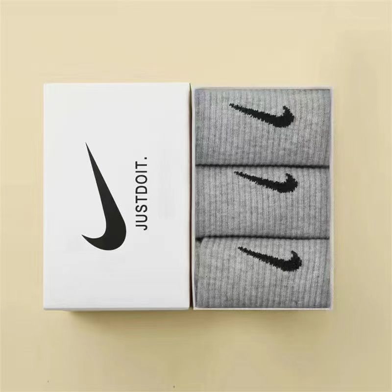 Free Nike Socks come with one shoes order Boxed socks men's and women's ins cotton anti-odor versatile medium socks autumn running sweat-absorbing sports socks student stockings