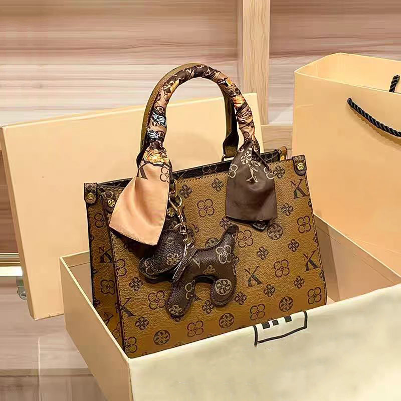 Gucci Bags Cross-border foreign trade tote bag 2025 commuting large capacity new one-shoulder hand-held crossbody bag is fashionable and versatile